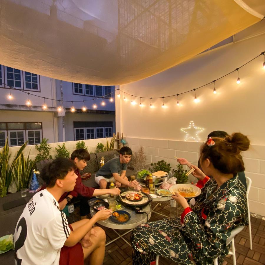 Ben&Pooh Hostel 방콕 외부 사진